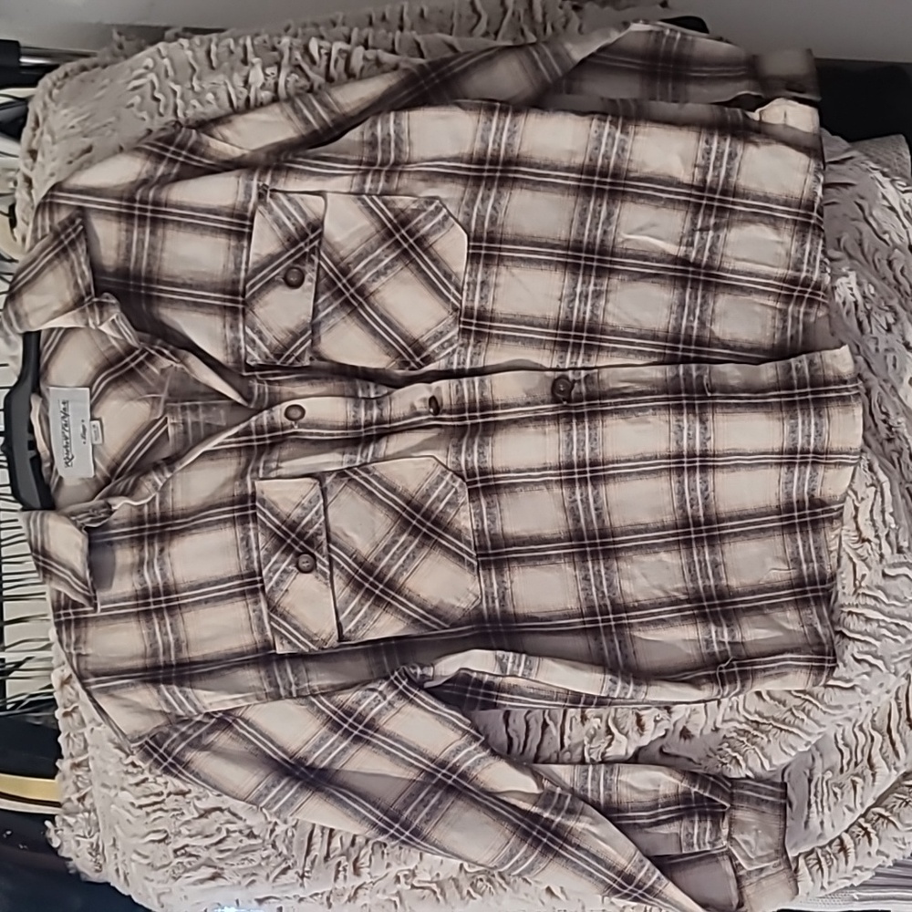 Flannel plaid shirt